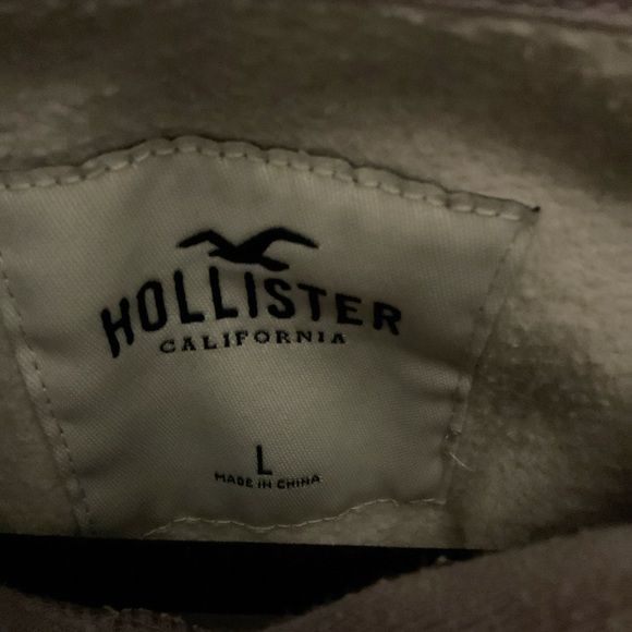 Hollister Lavender and Beige Sweatshirt - Picture 4 of 4